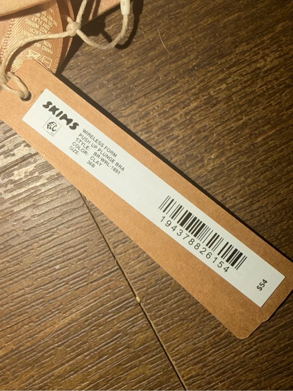 SKIMS Wireless Form Push-Up Plunge Bra NWT | Clay | 36B